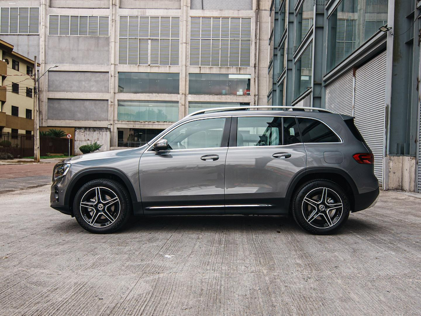 Foto do veículo MERCEDES-BENZ GLB 200 PROGRESSIVE 2024 14.756 KM 319.000,00