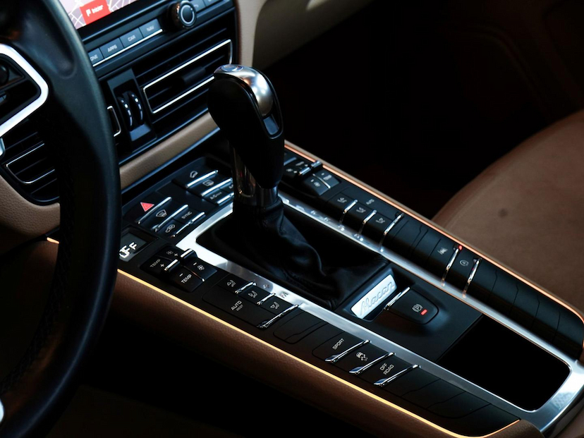 Foto do veículo PORSCHE MACAN  2019 29.745 KM 329.000,00