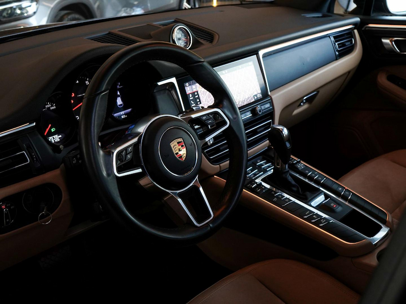 Foto do veículo PORSCHE MACAN  2019 29.745 KM 329.000,00