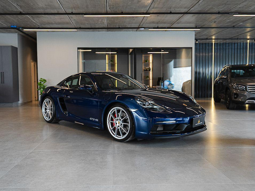 Foto do veículo PORSCHE CAYMAN GTS 4.0 2021 13.460 KM 655.000,00