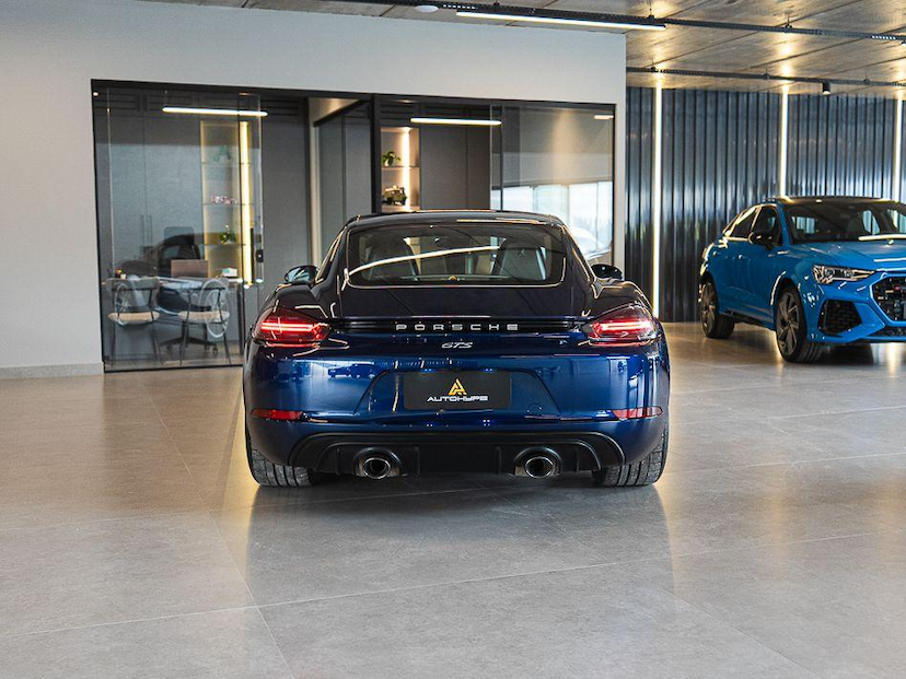 Foto do veículo PORSCHE CAYMAN GTS 4.0 2021 13.460 KM 655.000,00