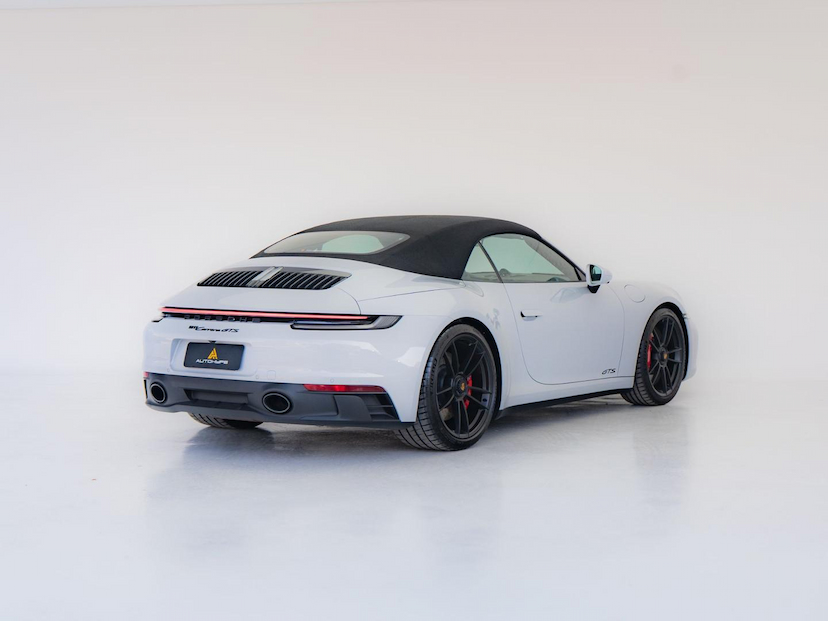 Foto do veículo PORSCHE 911 CARRERA GTS CABRIOLET 2024 2.149 KM 1.250.000,00
