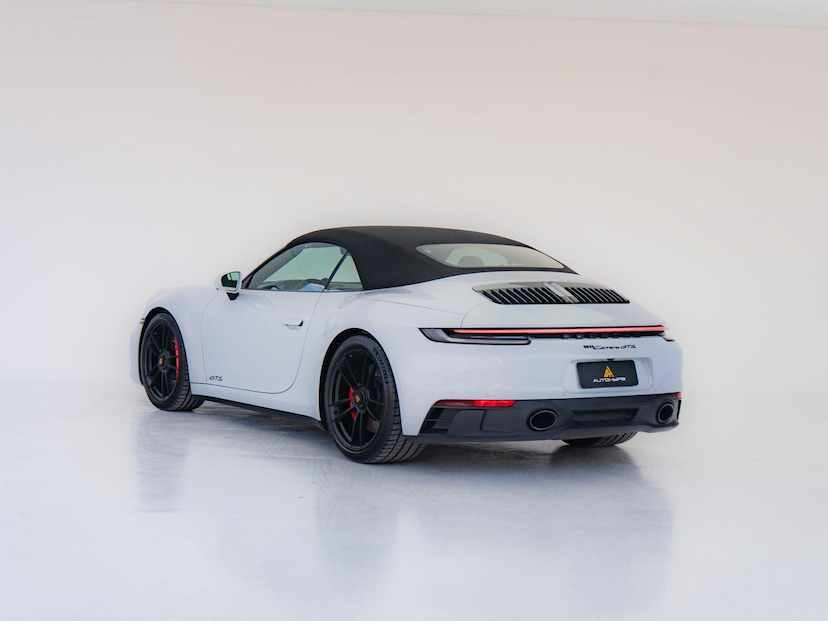 Foto do veículo PORSCHE 911 CARRERA GTS CABRIOLET 2024 2.149 KM 1.250.000,00