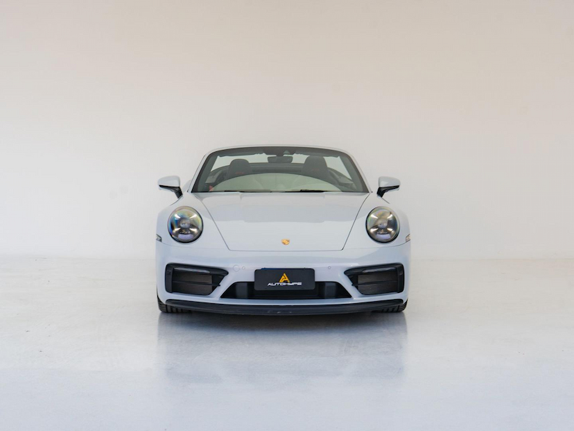 Foto do veículo PORSCHE 911 CARRERA GTS CABRIOLET 2024 2.149 KM 1.250.000,00