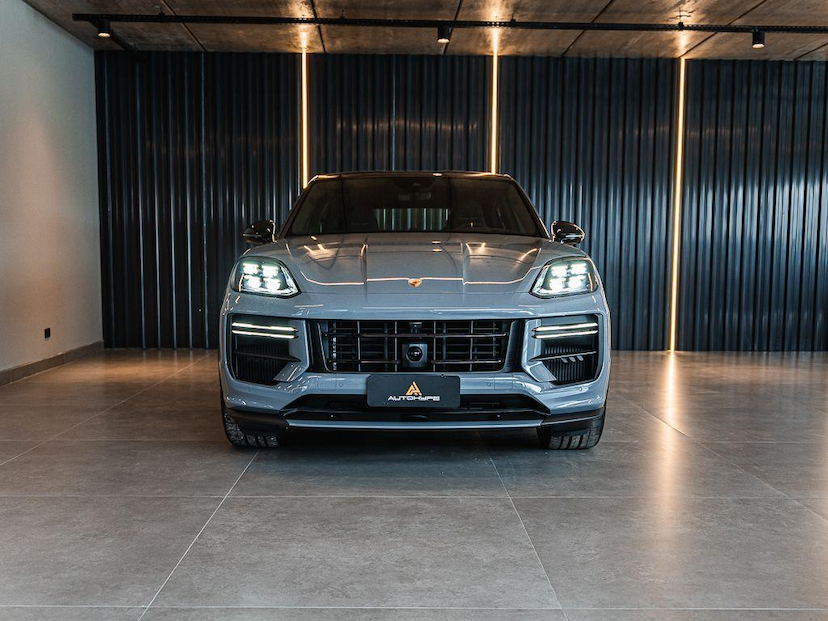 Foto do veículo PORSCHE CAYENNE GT COUPE 2025 75 KM 1.599.000,00