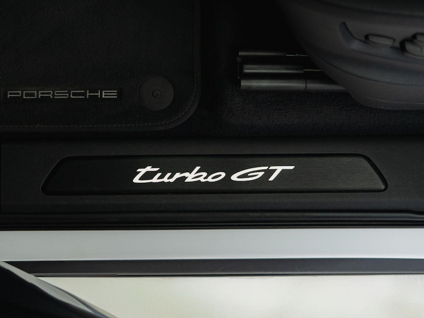 Foto do veículo PORSCHE CAYENNE TURBO GT COUPE 2024 9.326 KM 1.299.000,00