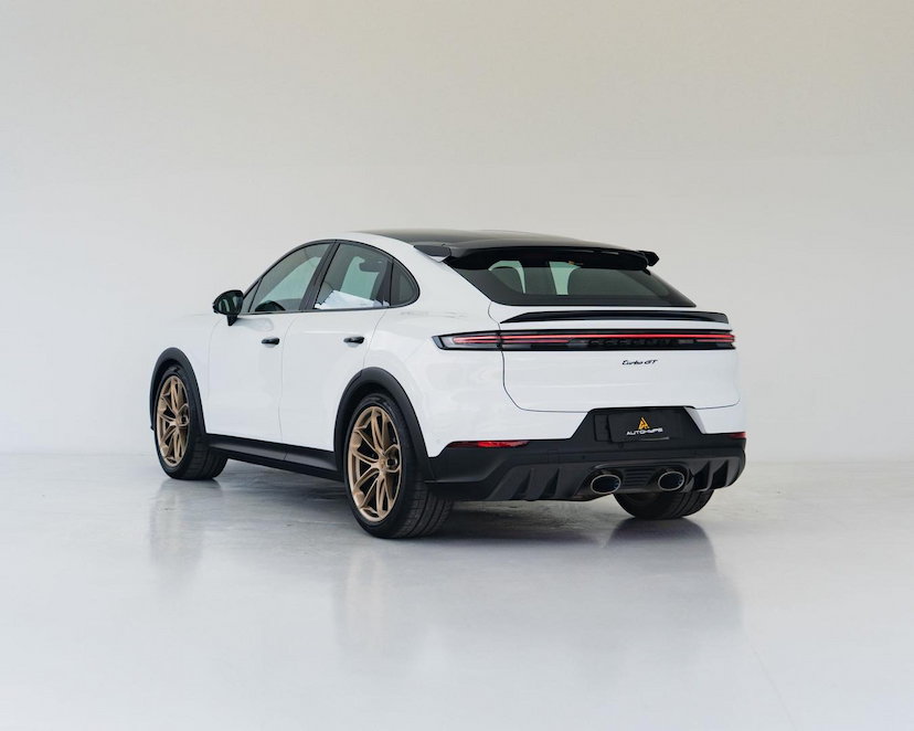 Foto do veículo PORSCHE CAYENNE TURBO GT COUPE 2024 9.326 KM 1.299.000,00