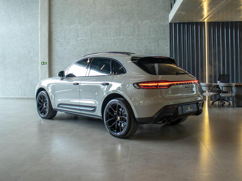 Foto do veículo PORSCHE MACAN  2022 16.721 KM 479.000,00