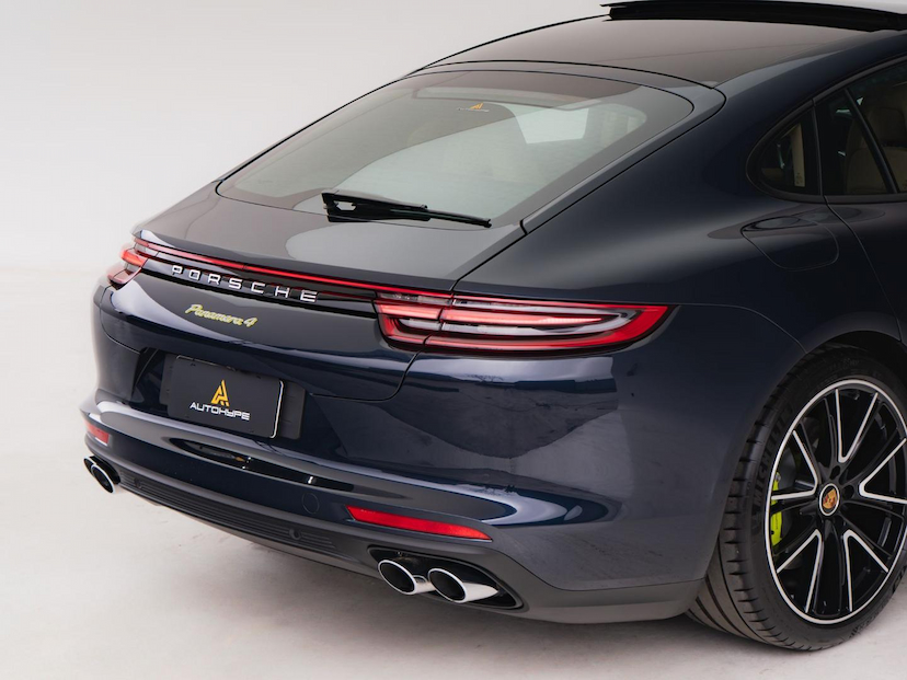 Foto do veículo PORSCHE PANAMERA 4 E-HYBRID 2020 32.818 KM 529.000,00