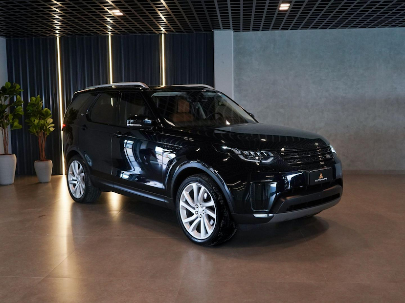 Foto do veículo LAND ROVER DISCOVERY TD6 FIRST EDITION 2017 78.213 KM 259.000,00