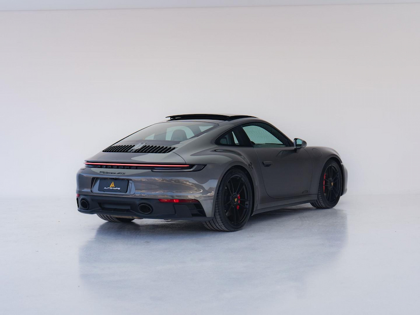 Foto do veículo PORSCHE 911 GTS 2024 2.003 KM 999.000,00