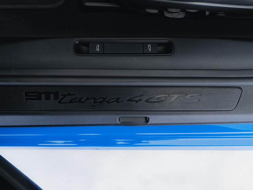 Foto do veículo PORSCHE 911 TARGA 4 GTS 2023 9.045 KM 1.190.000,00