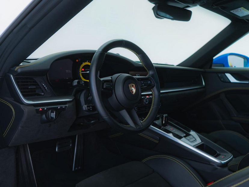 Foto do veículo PORSCHE 911 TARGA 4 GTS 2023 9.045 KM 1.190.000,00