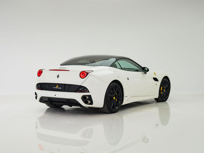 Foto do veículo FERRARI CALIFORNIA  2010 60.555 KM 1.190.000,00