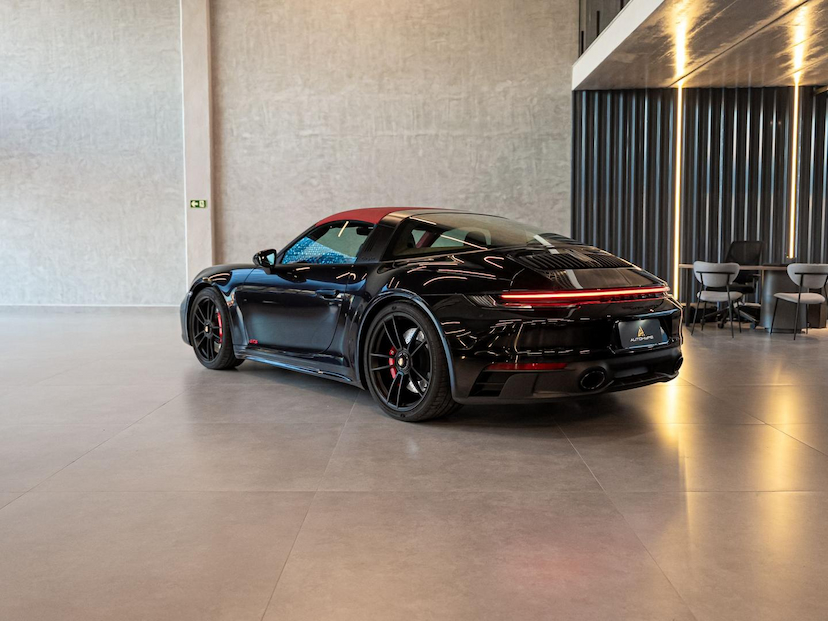 Foto do veículo PORSCHE 911  TARGA 4GTS 2023 3.450 KM 1.189.000,00