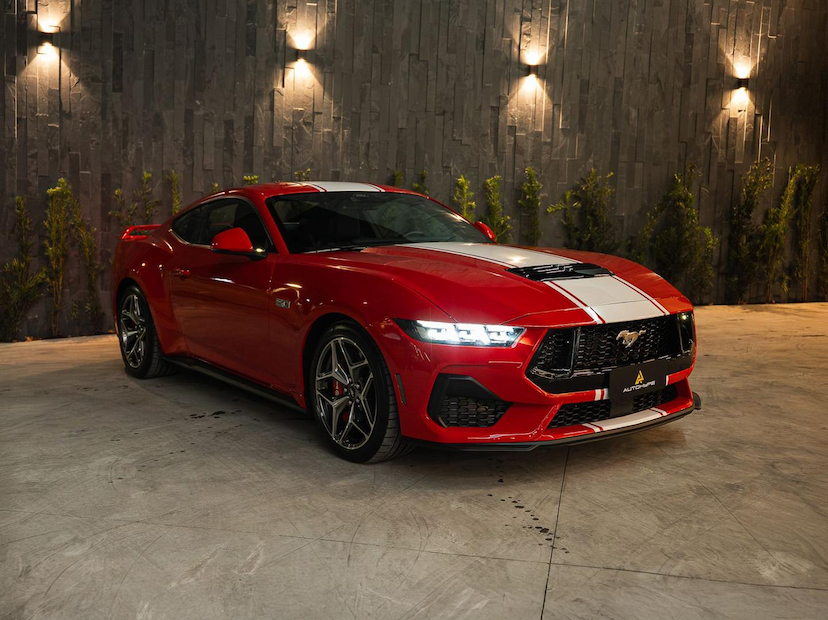 Foto do veículo FORD MUSTANG  NEW GT V8 2024 4.403 KM 509.000,00