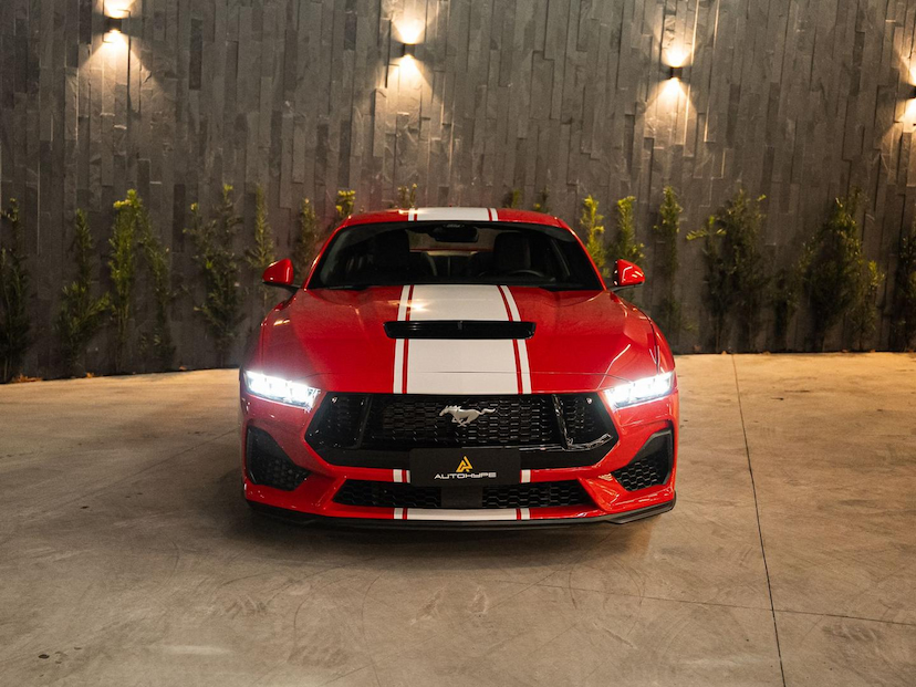 Foto do veículo FORD MUSTANG  NEW GT V8 2024 4.403 KM 509.000,00