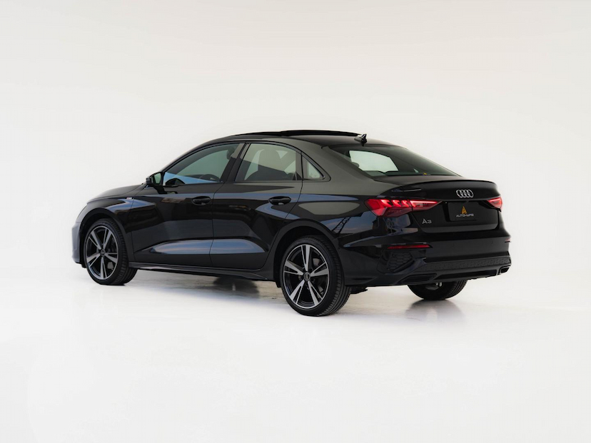 Foto do veículo AUDI A3 PERFORMANCE BLACK 2023 21.025 KM 229.900,00
