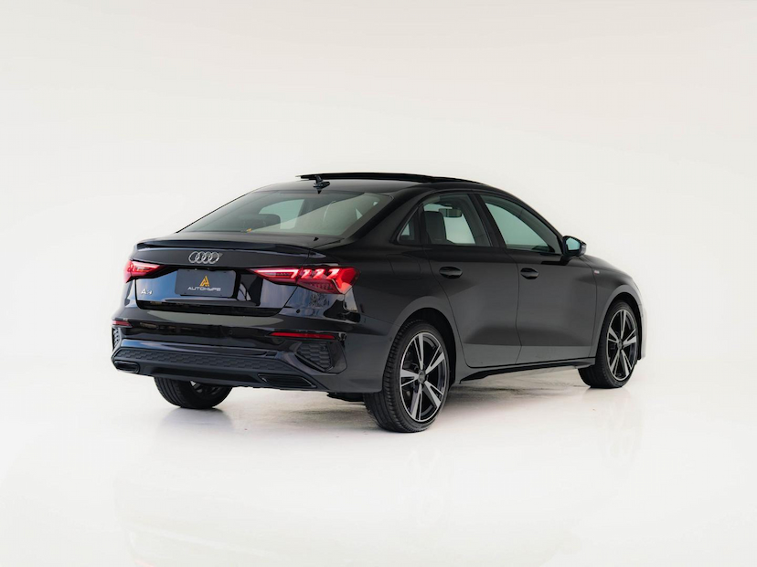 Foto do veículo AUDI A3 PERFORMANCE BLACK 2023 21.025 KM 229.900,00