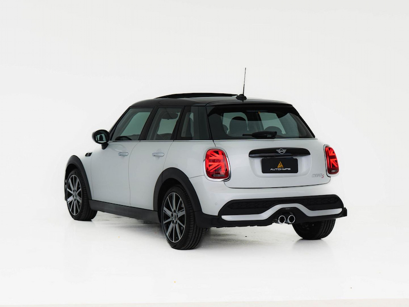 Foto do veículo MINI COOPER  S 5P 2024 8.325 KM 214.900,00