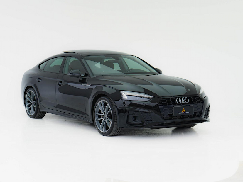 Foto do veículo AUDI A5 SPORTBACK S-LINE 2023 14.945 KM 274.900,00