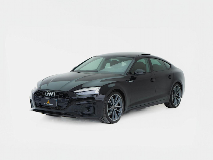Foto do veículo AUDI A5 SPORTBACK S-LINE 2023 14.945 KM 274.900,00