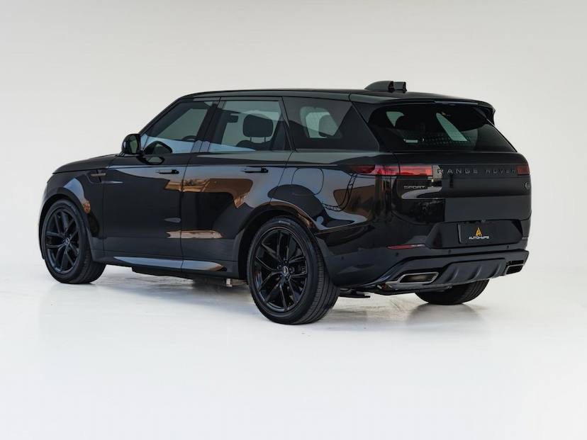 Foto do veículo LAND ROVER RANGE ROVER SPORT P510 PHEV 2023 13.920 KM 829.000,00