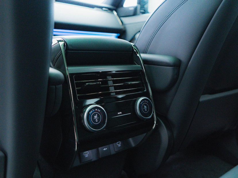 Foto do veículo LAND ROVER RANGE ROVER SPORT P510 PHEV 2023 13.920 KM 829.000,00
