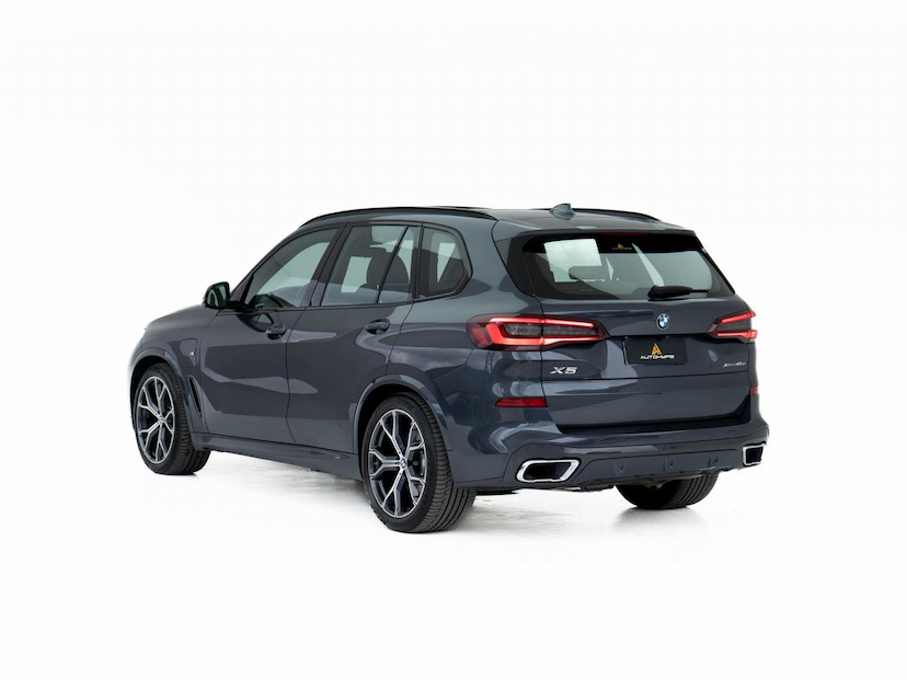 Foto do veículo BMW X5 45E M SPORT 2022 49.000 KM 419.000,00