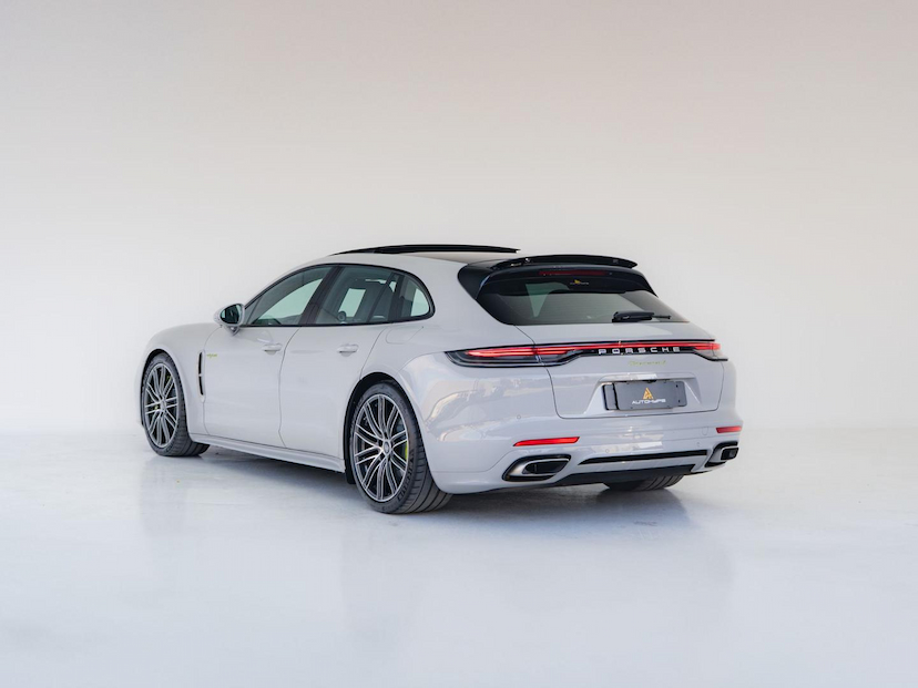 Foto do veículo PORSCHE PANAMERA 4 E-HYBRID SPORT TURISMO 2022 18.456 KM 619.000,00