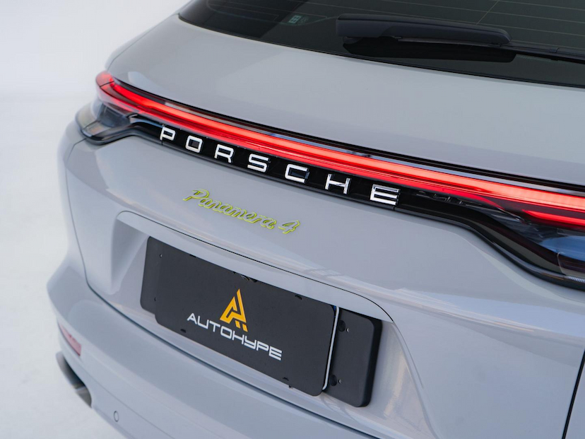 Foto do veículo PORSCHE PANAMERA 4 E-HYBRID SPORT TURISMO 2022 18.456 KM 619.000,00