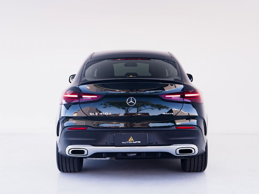 Foto do veículo MERCEDES-BENZ GLE 450  2024 13.650 KM 669.000,00