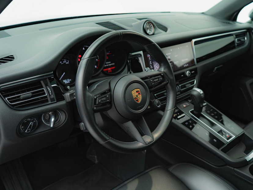 Foto do veículo PORSCHE MACAN T 2022 36.011 KM 429.000,00