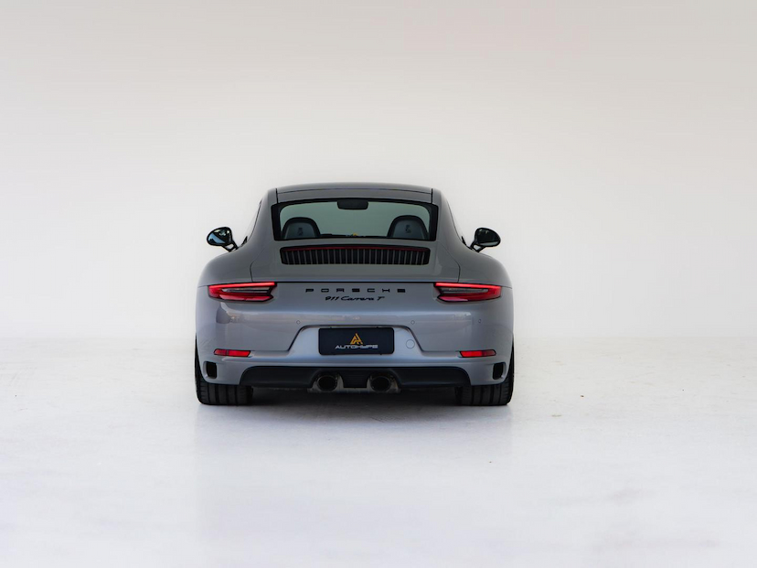 Foto do veículo PORSCHE 911  CARRERA T 2019 49.800 KM 539.000,00