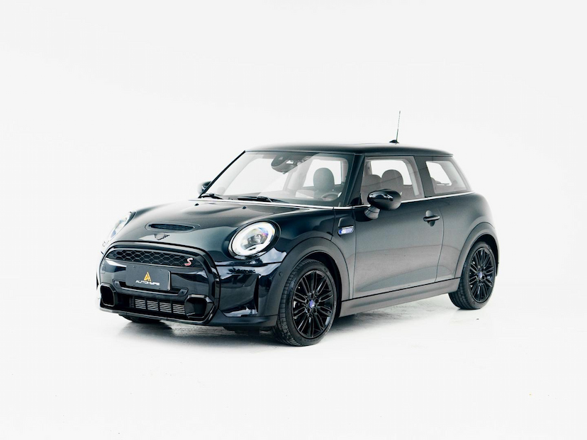 Foto do veículo MINI COOPER S MAY FIELD EDITION 2024 7.783 KM 219.000,00
