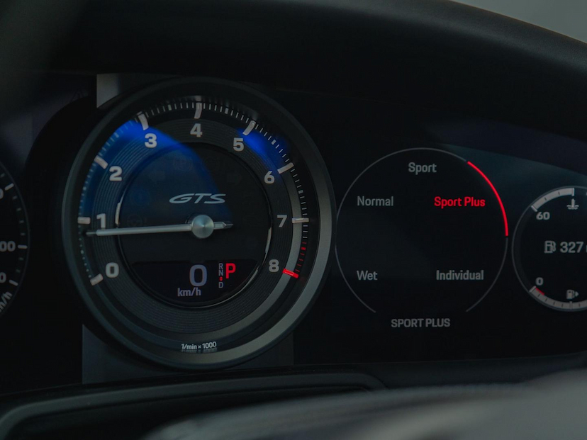 Foto do veículo PORSCHE 911 TARGA 4 GTS 2023 1.482 KM 1.199.000,00