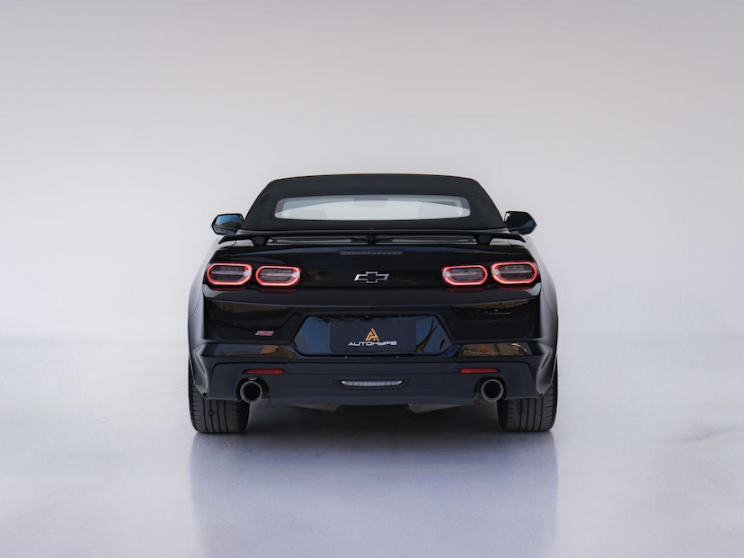 Foto do veículo CHEVROLET CAMARO SS CONVERSÍVEL V8 2019 11.322 KM 429.000,00