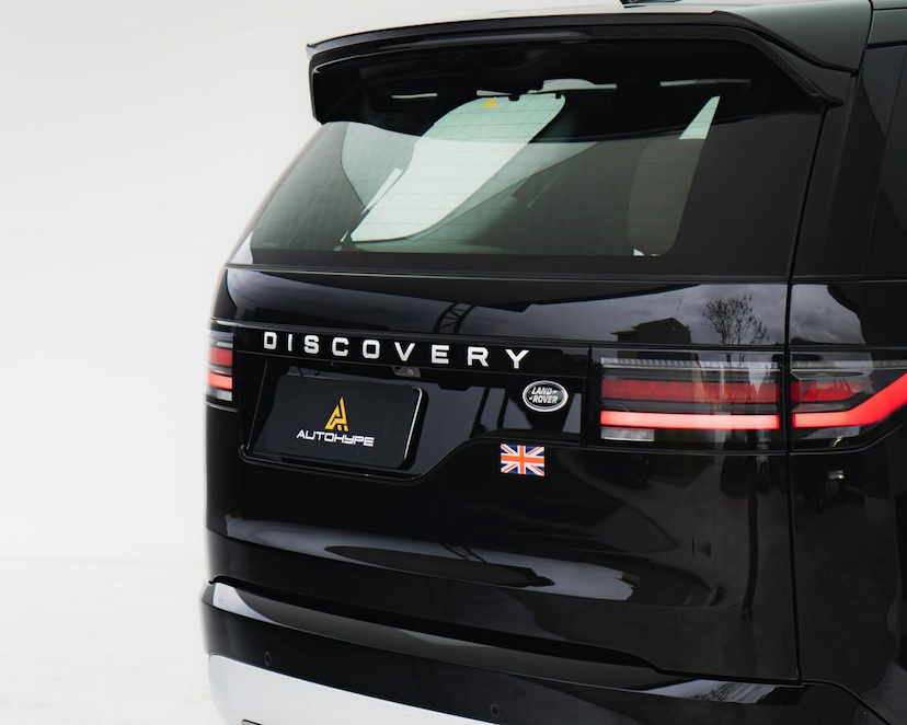 Foto do veículo LAND ROVER DISCOVERY DISC D300 LE 2023 24.265 KM 519.000,00