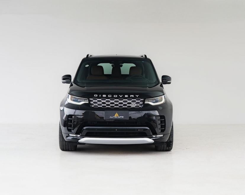 Foto do veículo LAND ROVER DISCOVERY DISC D300 LE 2023 24.265 KM 519.000,00