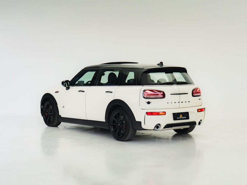 Foto do veículo MINI JOHN COOPER WORKS CLUBMAN ALL 4 JCW 2022 30.010 KM 229.000,00