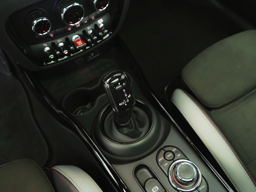 Foto do veículo MINI JOHN COOPER WORKS CLUBMAN ALL 4 JCW 2022 30.010 KM 229.000,00