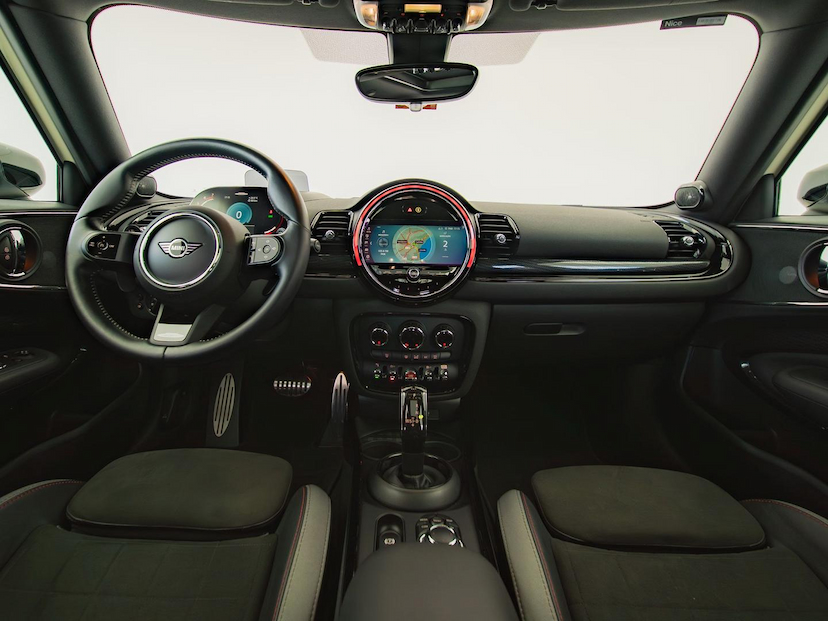 Foto do veículo MINI JOHN COOPER WORKS CLUBMAN ALL 4 JCW 2022 30.010 KM 229.000,00
