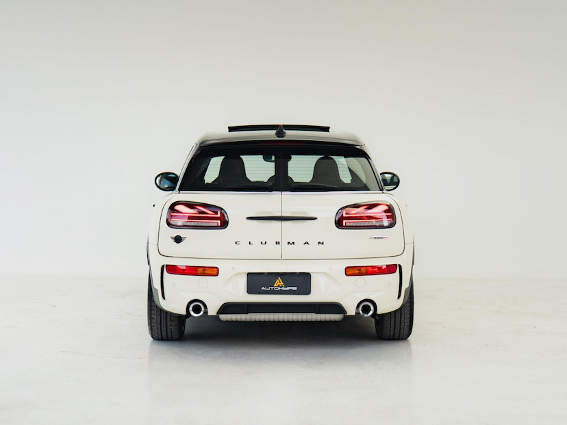 Foto do veículo MINI JOHN COOPER WORKS CLUBMAN ALL 4 JCW 2022 30.010 KM 229.000,00