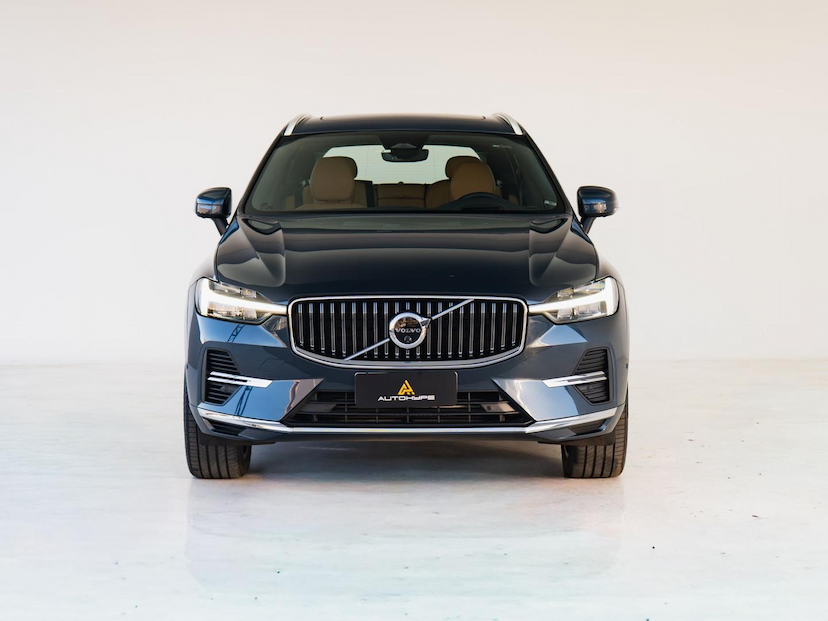Foto do veículo VOLVO XC60  T8 ULTIMATE 2024 29.700 KM 319.000,00