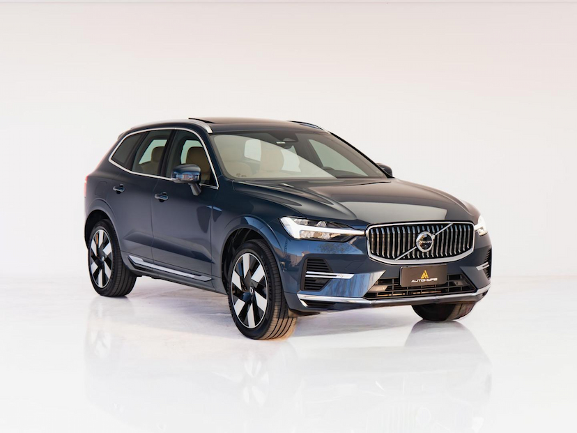 Foto do veículo VOLVO XC60  T8 ULTIMATE 2024 29.700 KM 319.000,00