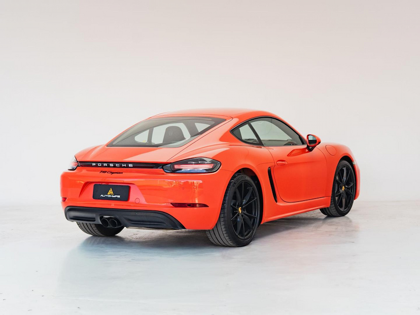Foto do veículo PORSCHE 718 CAYMAN 2018 40.000 KM 399.000,00