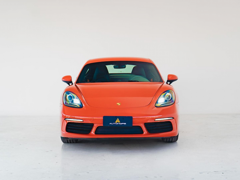 Foto do veículo PORSCHE 718 CAYMAN 2018 40.000 KM 399.000,00