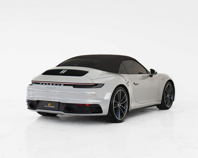Foto do veículo PORSCHE 911 CARRERA S CABRIO 2023 5.082 KM 990.000,00