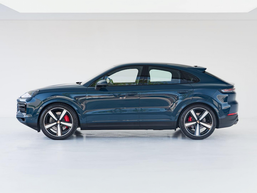 Foto do veículo PORSCHE CAYENNE S V8 COUPE 2024 1.062 KM 919.000,00