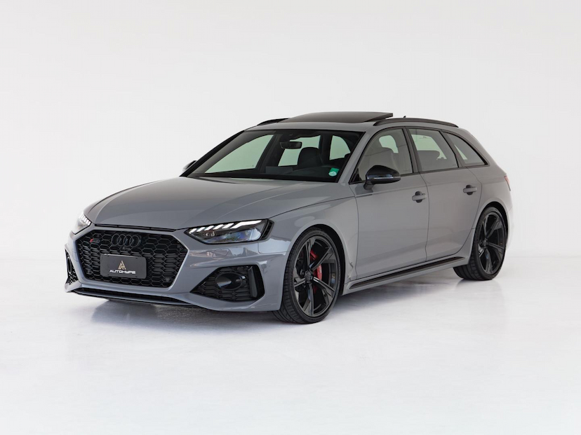 Foto do veículo AUDI RS4  AV 2.9TFSI 2021 30.625 KM 499.000,00